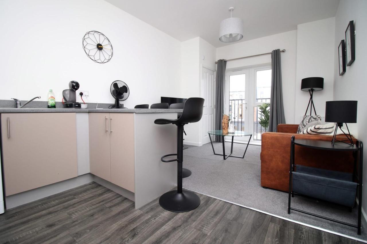 Beachview By Mia Living Close To Beach, Free Parking, Modern 2 Bedroom Apartment Barry Eksteriør bilde